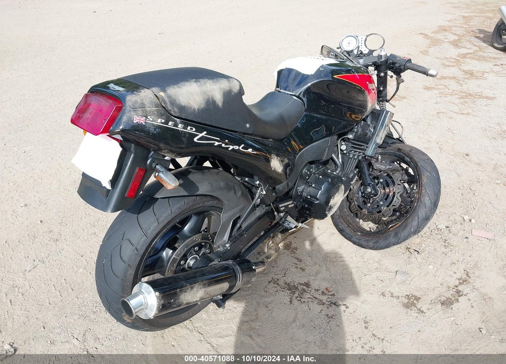 1995 TRIUMPH MOTORCYCLE SPEED TRIPLE VIN: SMT390DF3SJ021649