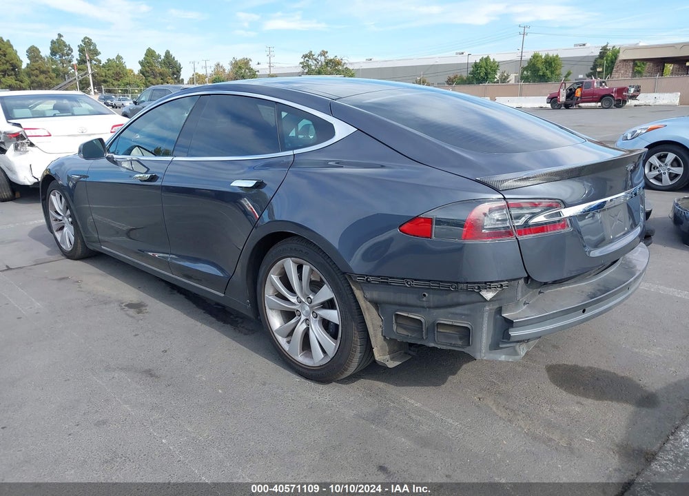 2016 TESLA MODEL S 60D/70D/75D/85D/90D VIN: 5YJSA1E24GF149903