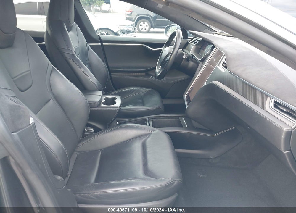 2016 TESLA MODEL S 60D/70D/75D/85D/90D VIN: 5YJSA1E24GF149903