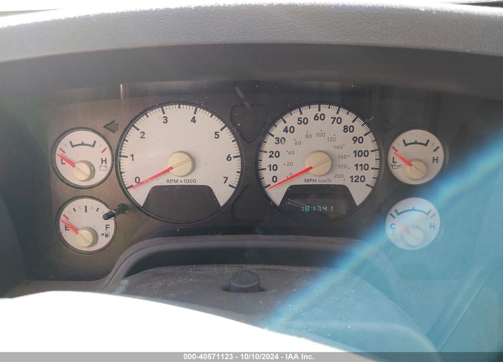 2008 DODGE RAM 1500 SLT VIN: 1D7HU18N38S558248