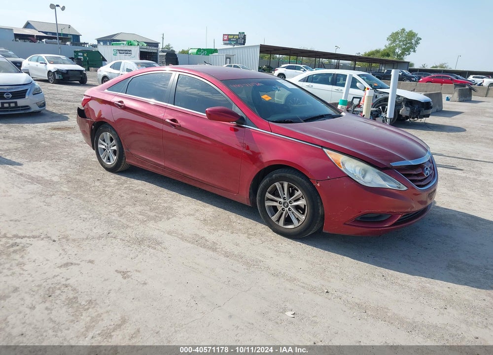2013 HYUNDAI SONATA GLS VIN: 5NPEB4AC4DH776852