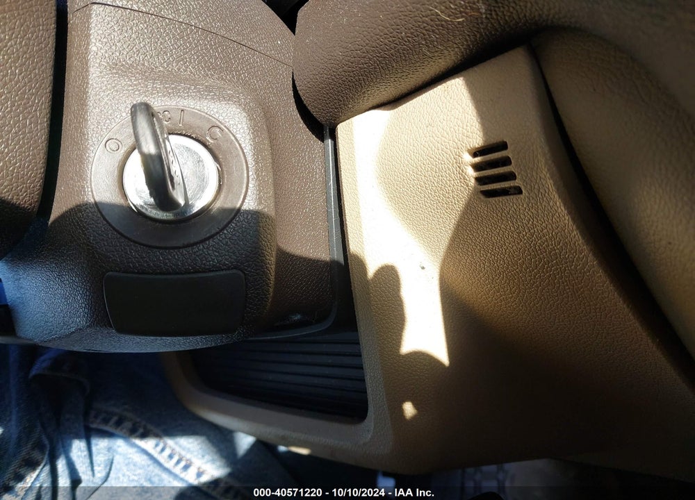 2011 BUICK ENCLAVE 1XL VIN: 5GAKVBED8BJ318903