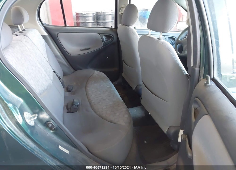 2002 TOYOTA ECHO VIN: JTDBT123225022147