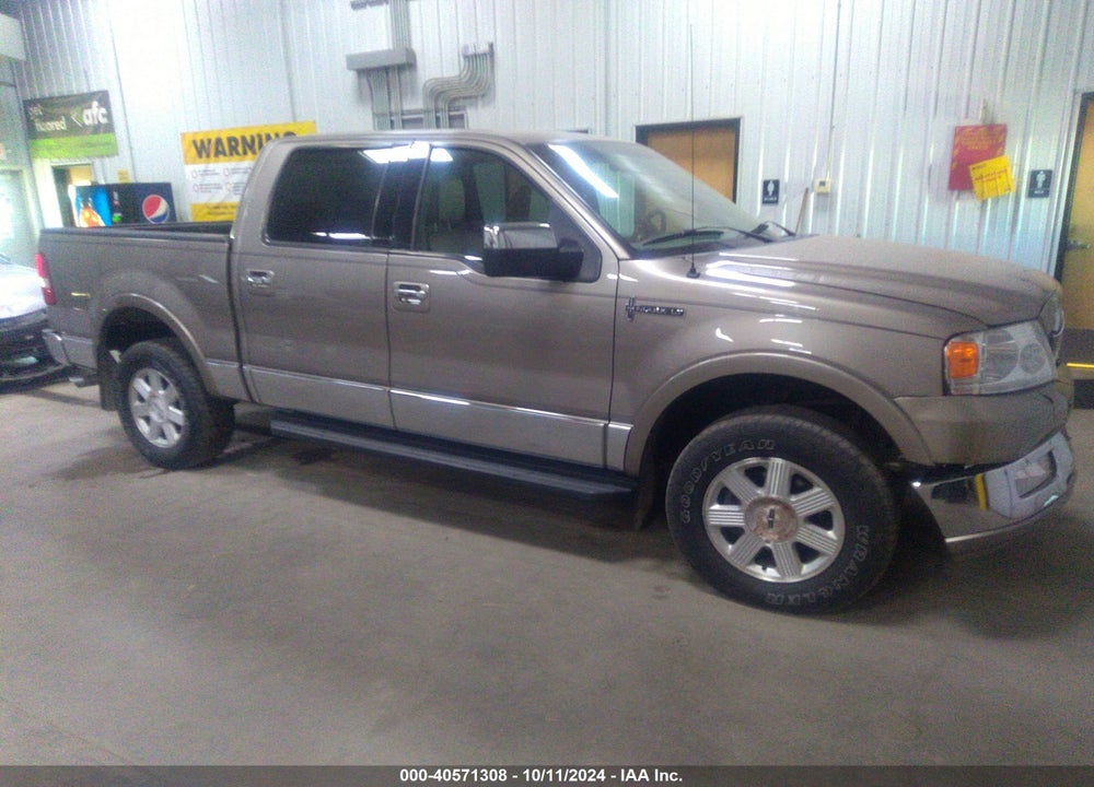 2006 LINCOLN MARK LT VIN: 5LTPW18506FJ00038