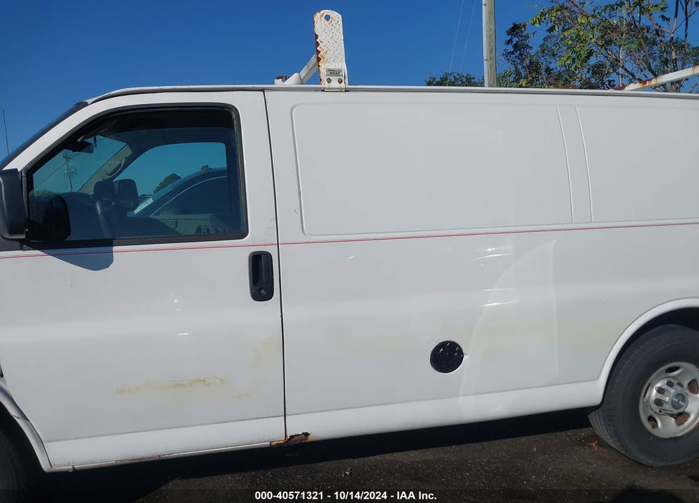 2009 CHEVROLET EXPRESS 2500 WORK VAN VIN: 1GCGG25C991115213