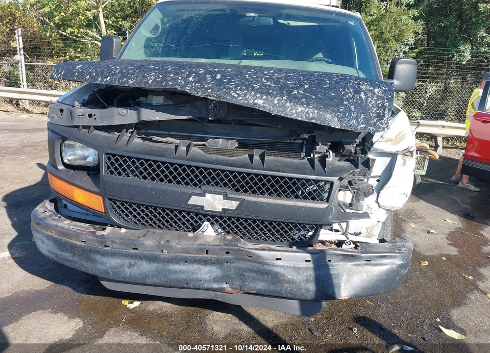 2009 CHEVROLET EXPRESS 2500 WORK VAN VIN: 1GCGG25C991115213