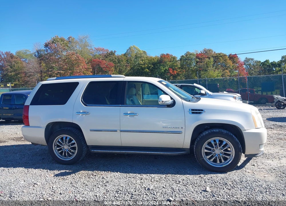 2007 CADILLAC ESCALADE STANDARD VIN: 1GYFK63857R256319