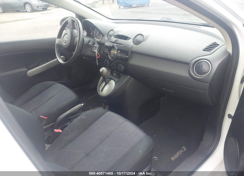 2014 MAZDA 2 SPORT VIN: JM1DE1KZ0E0187347