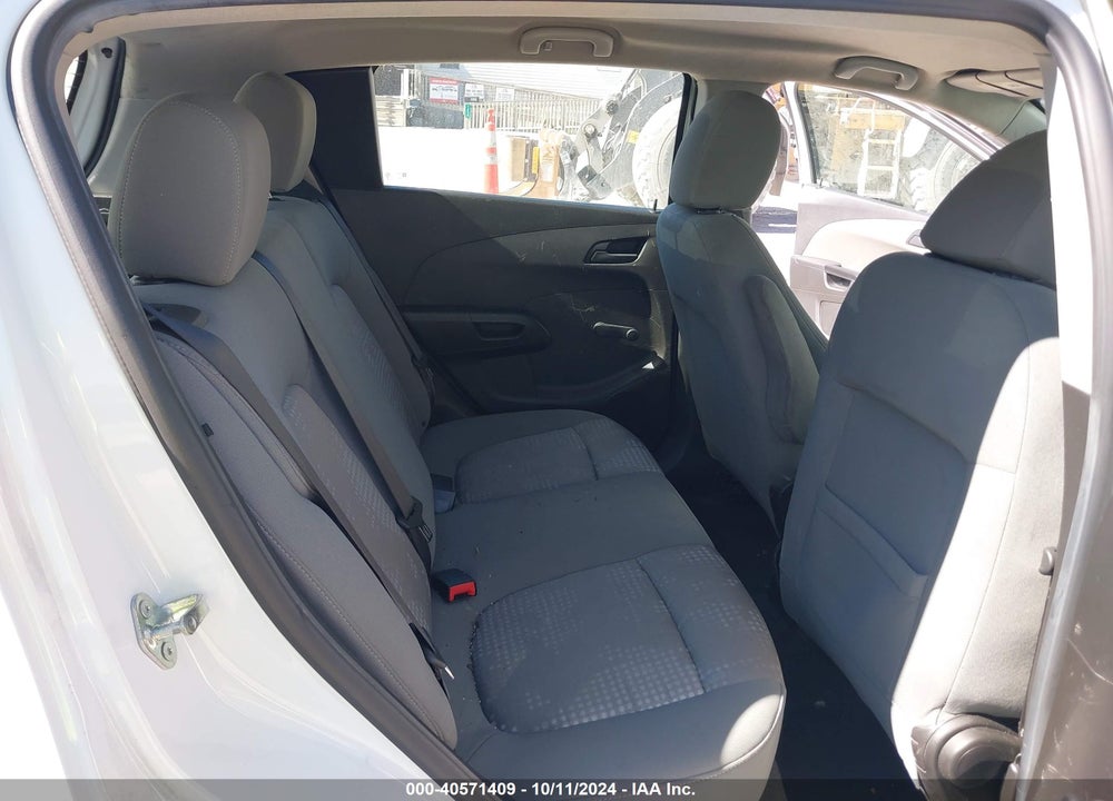 2015 CHEVROLET SONIC VIN: 1G1JA6SH8S4190759