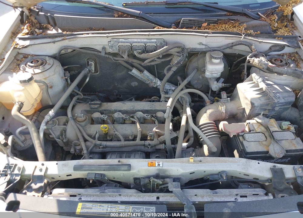 2011 FORD ESCAPE XLS VIN: 1FMCU0C72BKA81192