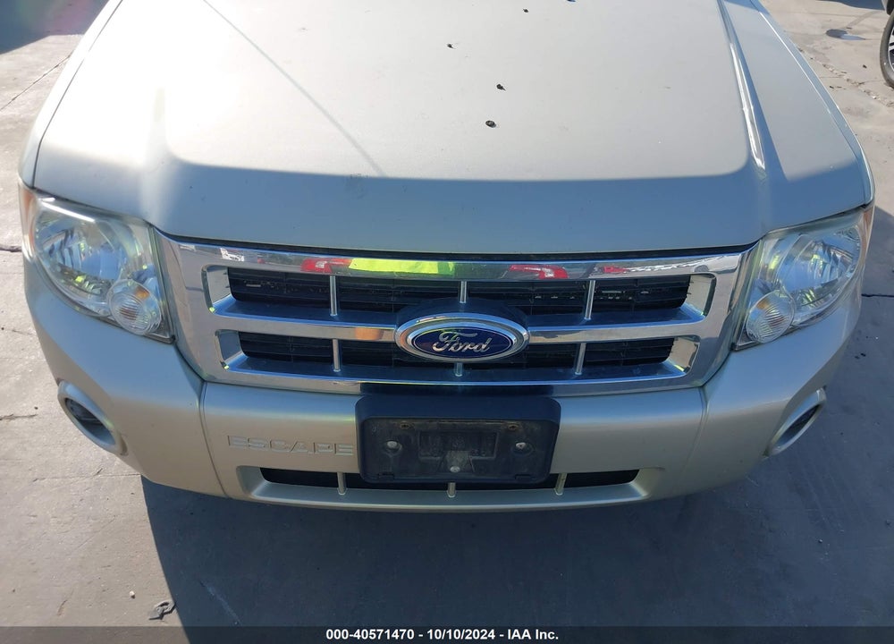 2011 FORD ESCAPE XLS VIN: 1FMCU0C72BKA81192