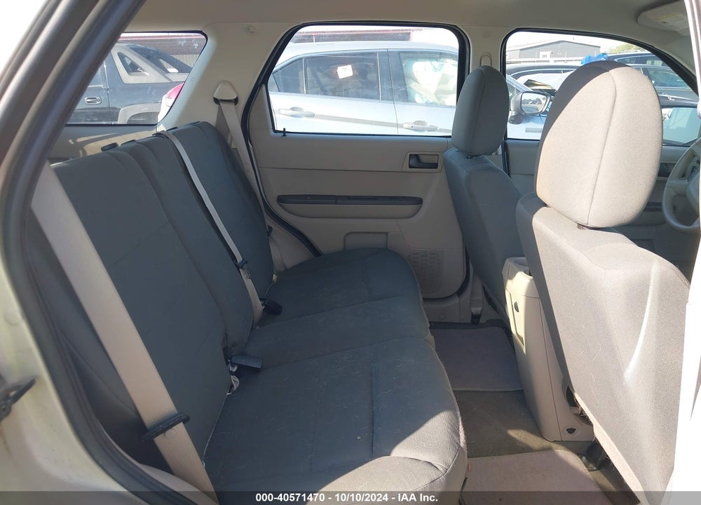 2011 FORD ESCAPE XLS VIN: 1FMCU0C72BKA81192