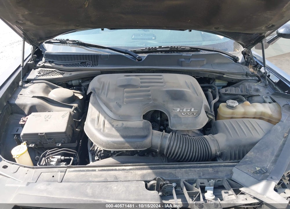 2015 DODGE CHALLENGER SXT VIN: 2C3CDZAG2FH811051