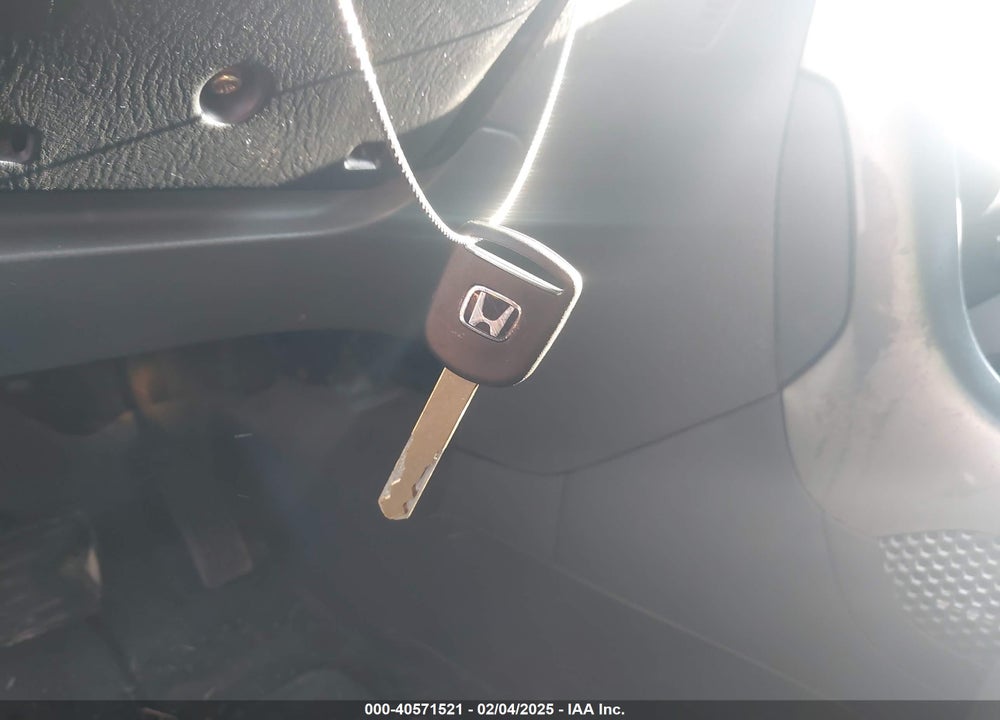 2003 HONDA PILOT EX-L VIN: 2HKYF18653H511582
