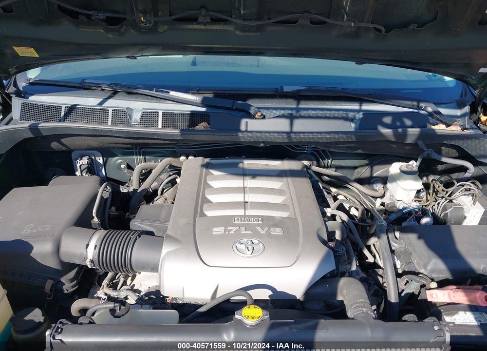 2010 TOYOTA TUNDRA GRADE 5.7L V8 VIN: 5TFUY5F11AX124374
