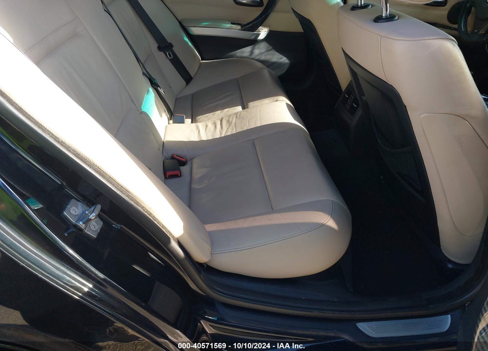 2009 BMW 328I VIN: WBAPH73509A170922