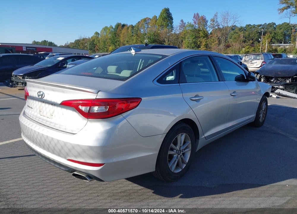 2015 HYUNDAI SONATA SE VIN: 5NPE24AF6FH156890