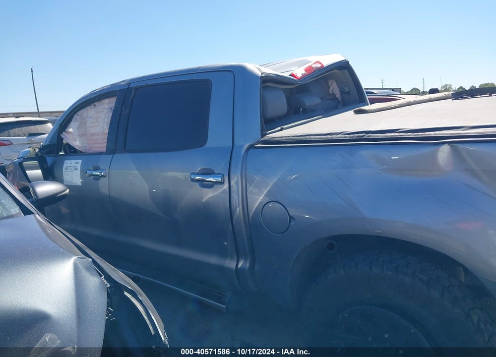 2011 TOYOTA TUNDRA CREWMAX LIMITED VIN: 5TFHW5F16BX166080