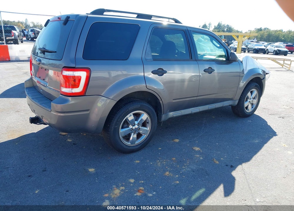 2010 FORD ESCAPE XLT VIN: 1FMCU0D78AKB21434