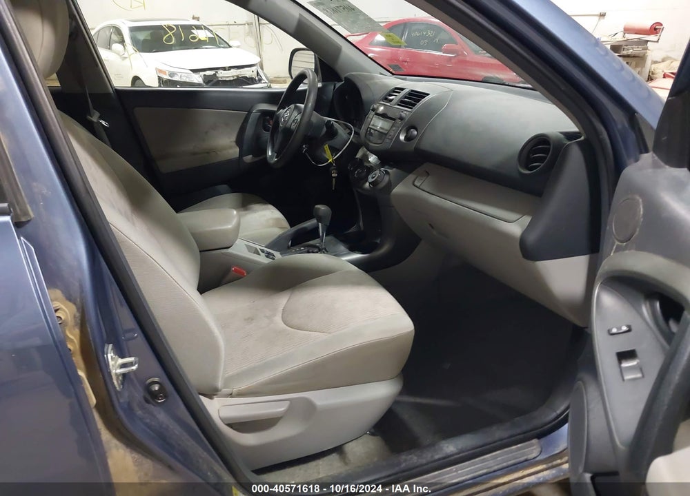 2011 TOYOTA RAV4 VIN: 2T3BF4DV1BW169446
