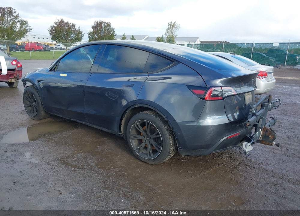 2021 TESLA MODEL Y LONG RANGE DUAL MOTOR ALL-WHEEL DRIVE VIN: 5YJYGDEE8MF241094