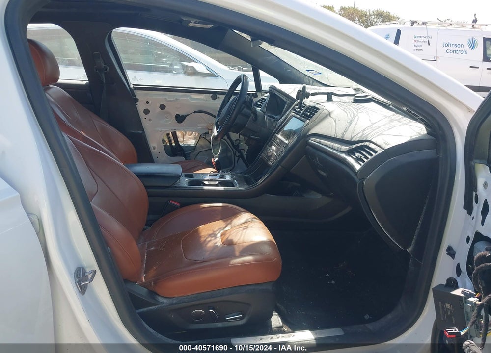 2019 FORD FUSION VIN: 3FA6P0D95KR222265
