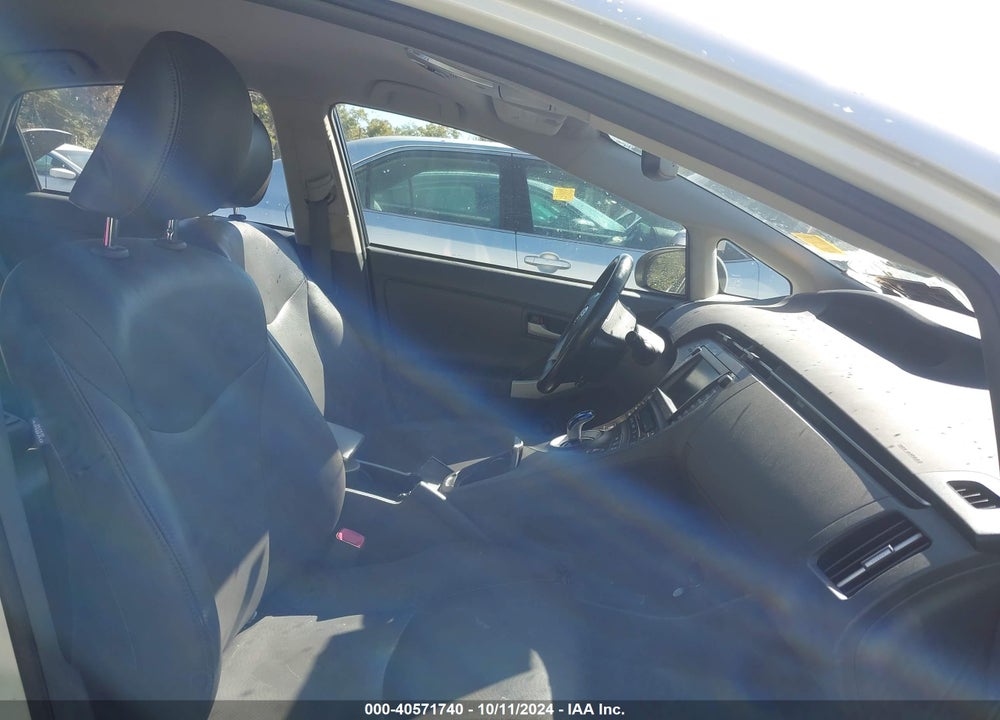2011 TOYOTA PRIUS FOUR VIN: JTDKN3DU0B1398719