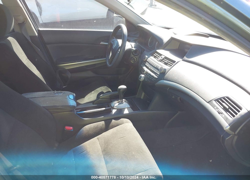 2008 HONDA ACCORD SDN EX VIN: 1HGCP26778A105022