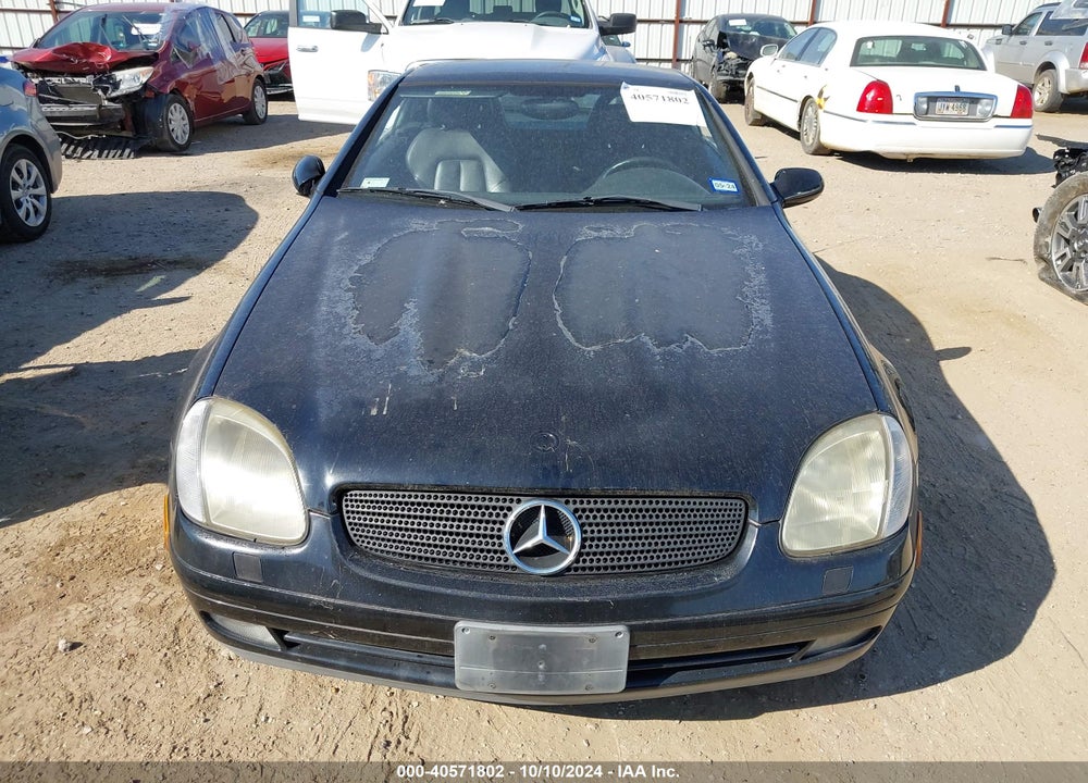 1999 MERCEDES-BENZ SLK 230 KOMPRESSOR VIN: WDBKK47F0XF081740