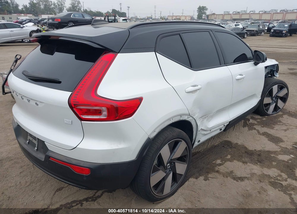 2023 VOLVO XC40 RECHARGE PURE ELECTRIC TWIN ULTIMATE VIN: YV4ED3UM6P2091165