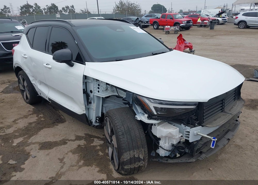 2023 VOLVO XC40 RECHARGE PURE ELECTRIC TWIN ULTIMATE VIN: YV4ED3UM6P2091165