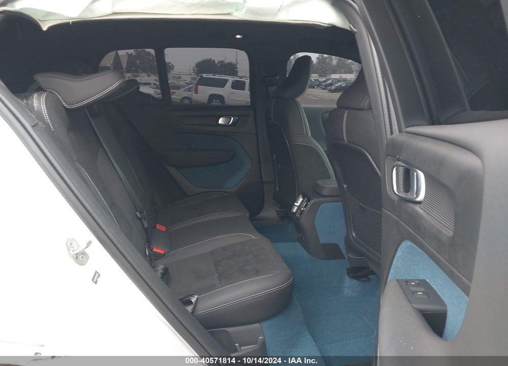 2023 VOLVO XC40 RECHARGE PURE ELECTRIC TWIN ULTIMATE VIN: YV4ED3UM6P2091165