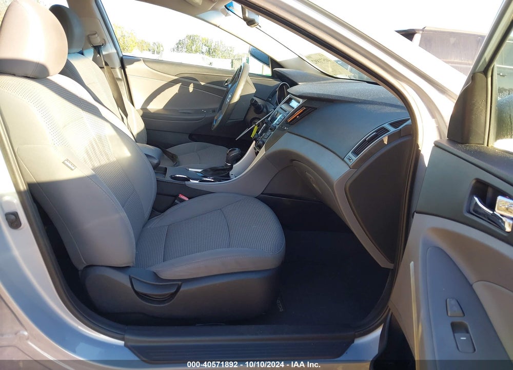 2012 HYUNDAI SONATA GLS VIN: 5NPEB4ACXCH450908