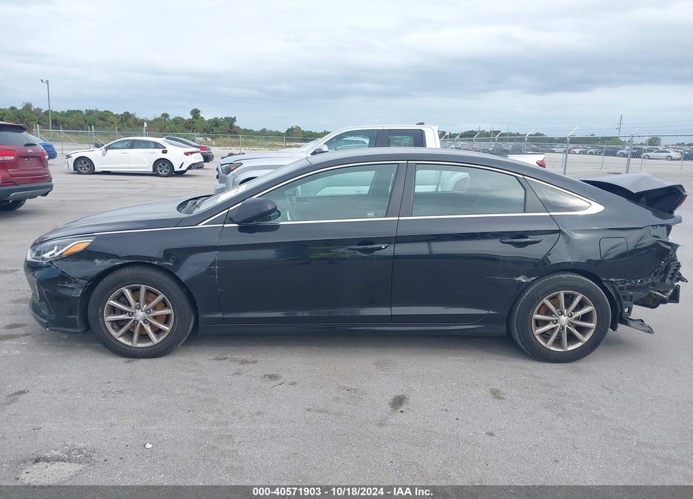 2018 HYUNDAI SONATA SE VIN: 5NPE24AF9JH599978