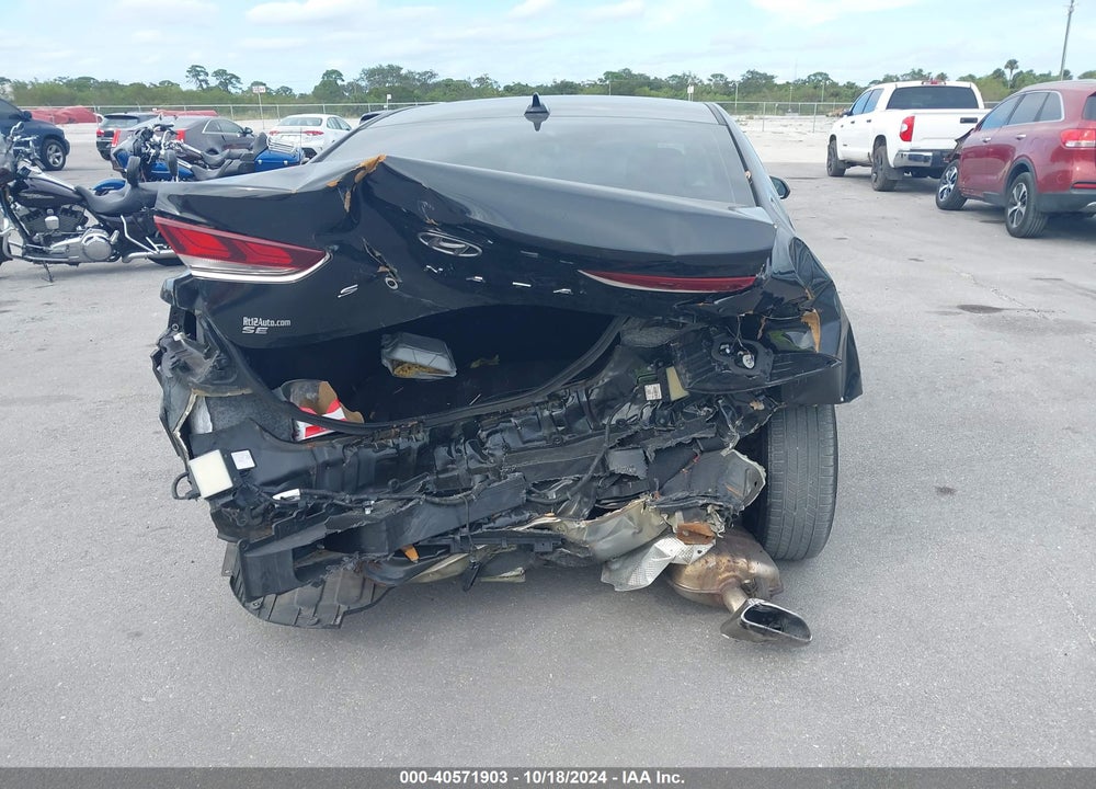 2018 HYUNDAI SONATA SE VIN: 5NPE24AF9JH599978