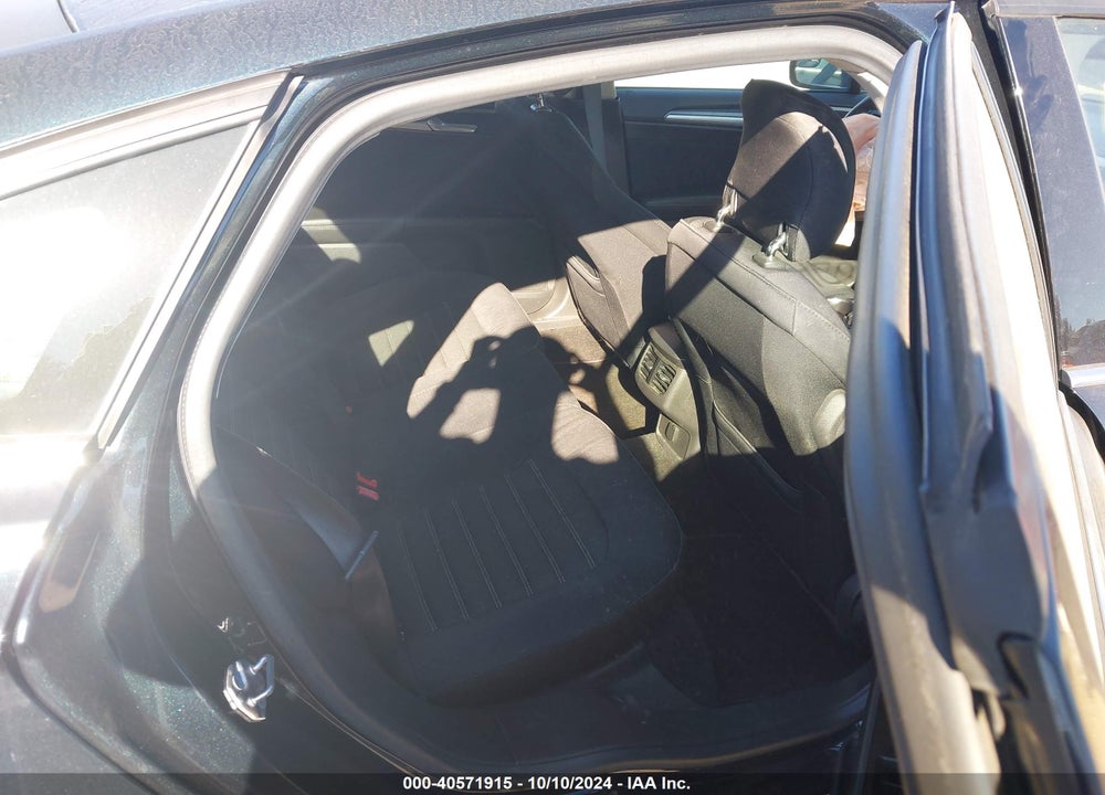2014 FORD FUSION SE VIN: 3FA6P0H72ER374002