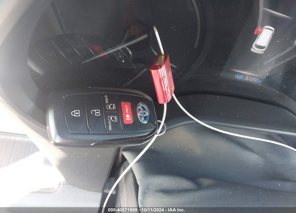2022 TOYOTA SIENNA LE VIN: 5TDKRKEC8NS076521
