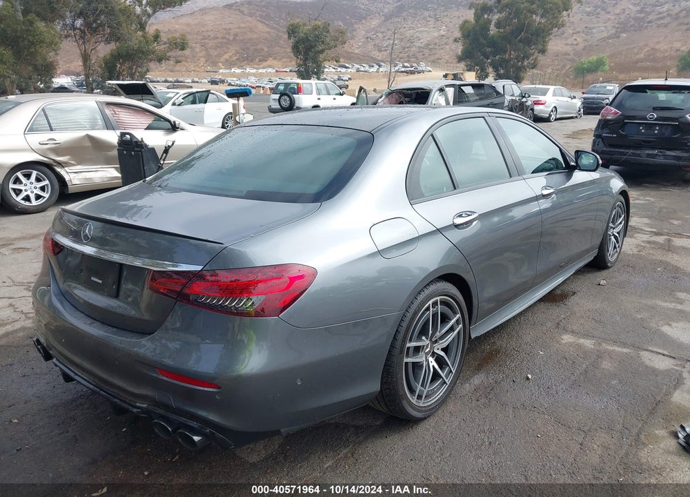 2022 MERCEDES-BENZ AMG E 53 4MATIC VIN: W1KZF6BB9NB031000