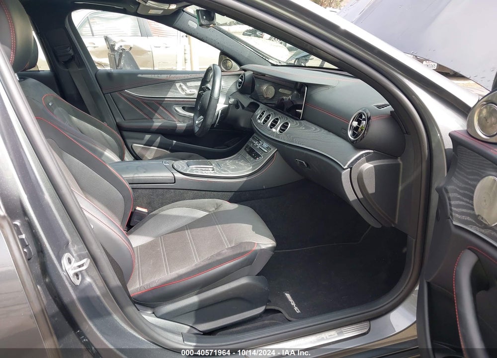 2022 MERCEDES-BENZ AMG E 53 4MATIC VIN: W1KZF6BB9NB031000