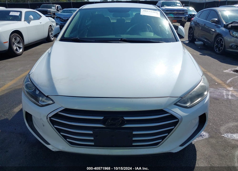 2017 HYUNDAI ELANTRA SE VIN: 5NPD74LF4HH172180