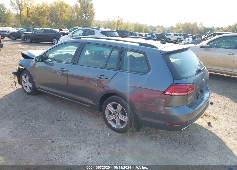 2018 VOLKSWAGEN GOLF SPORTWAGEN TSI S/TSI SE VIN: 3VWD17AU1JM757378