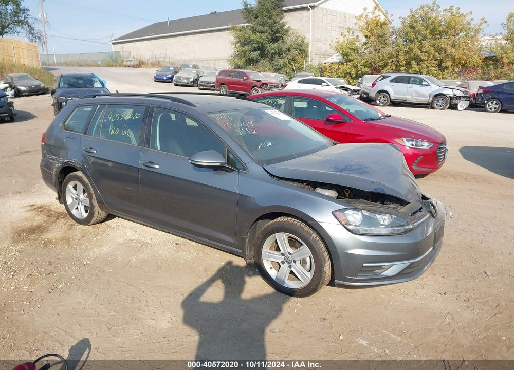 2018 VOLKSWAGEN GOLF SPORTWAGEN TSI S/TSI SE VIN: 3VWD17AU1JM757378