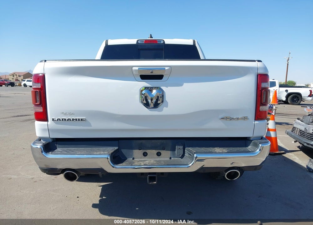 2019 RAM 1500 LAIE  4X4 5'7 BOX VIN: 1C6SRFJT1KN599742