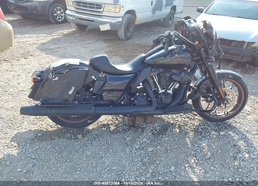 2022 HARLEY-DAVIDSON FLHXST VIN: 1HD1ABL14NB615467