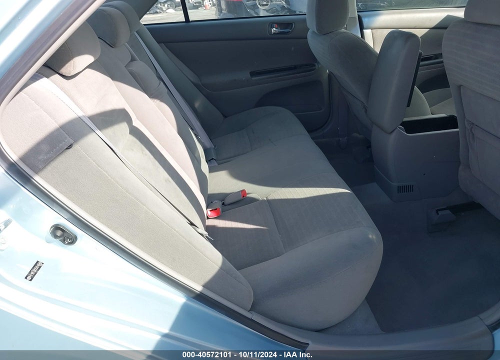 2005 TOYOTA CAMRY LE VIN: 4T1BE32K55U516649