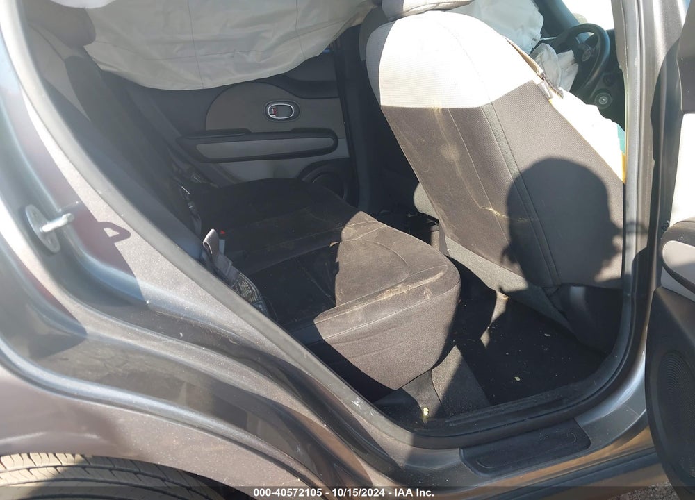 2016 KIA SOUL VIN: KNDJN2A22G7401097