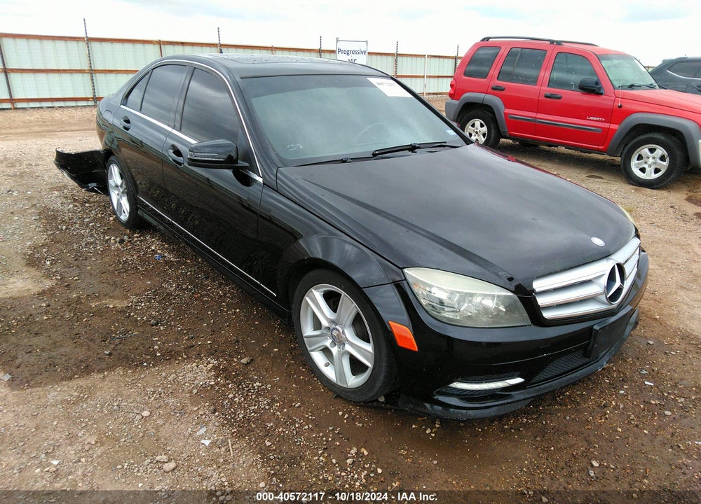 2011 MERCEDES-BENZ C 300 LUXURY 4MATIC/SPORT 4MATIC VIN: WDDGF8BB8BR140103