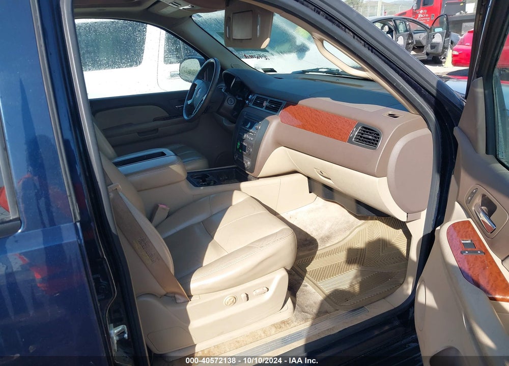 2007 GMC YUKON SLT VIN: 1GKFK13017J148978
