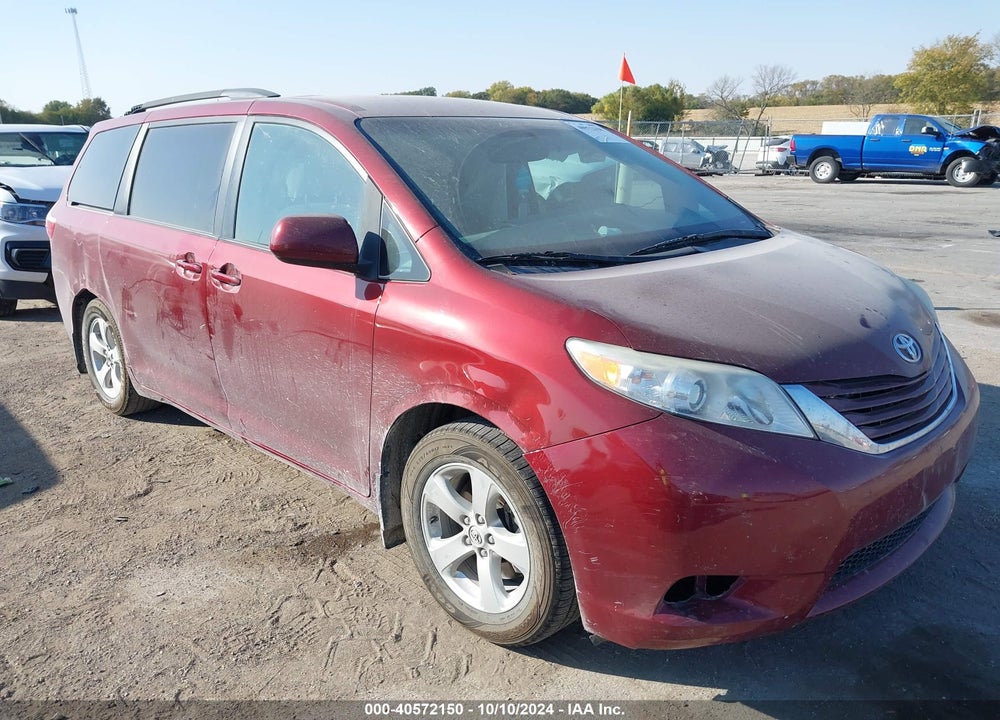 2017 TOYOTA SIENNA LE 8 PASSENGER VIN: 5TDKZ3DC3HS798538