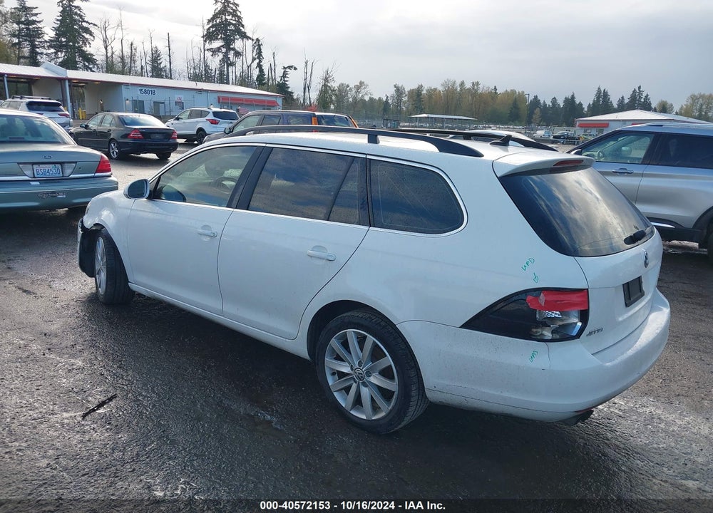 2013 VOLKSWAGEN JETTA SPORTWAGEN 2.0L TDI VIN: 3VWPL7AJ8DM633156